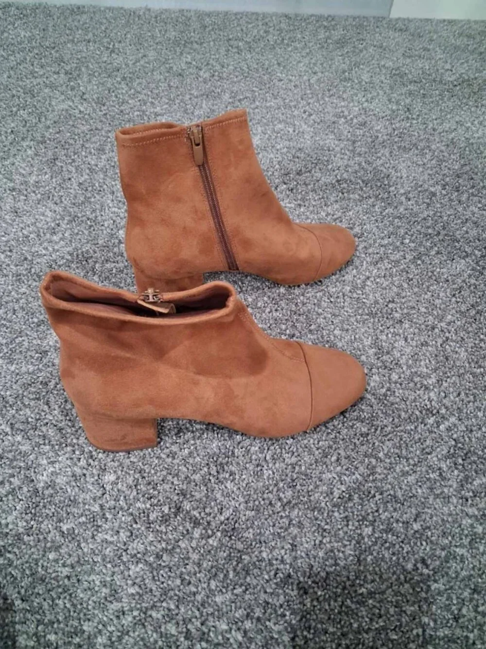 Linea Paolo Wrenly Suede Ankle Boots – Cognac Brown – Size 10